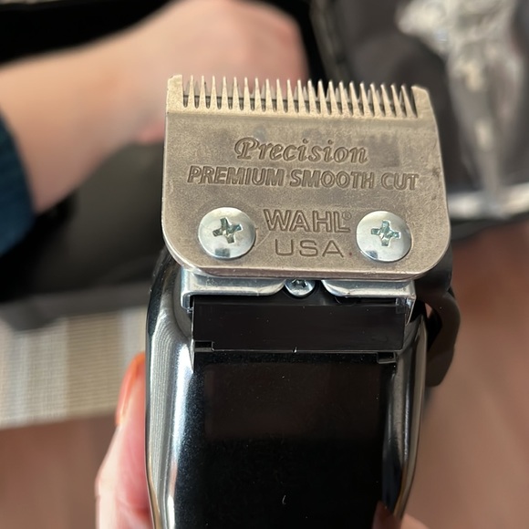 Elite Pro Haircutting Kit - Picture 5 of 6